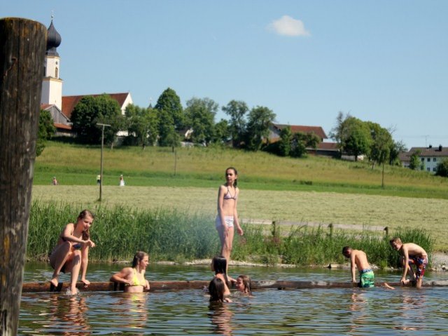 Sommer am Badeweiher. (Foto: Katja Linneweber)